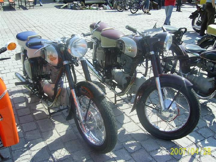 sa400090 111.jpg